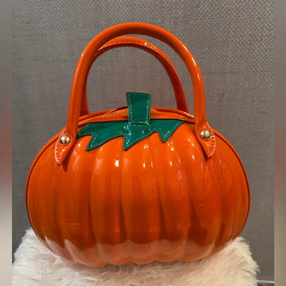Orange Pumpkin-Shaped Handbag